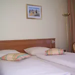 Europarkhotel International ホテル