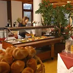ホテル Europarkhotel International 4*