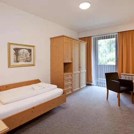 Europarkhotel International Hotel