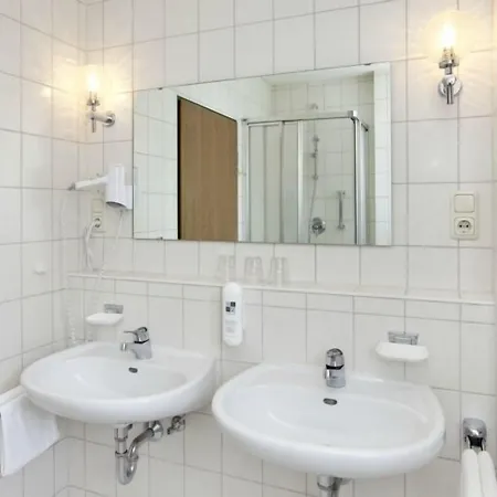 Europarkhotel International מלון 4*
