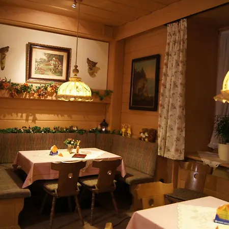 מלון Europarkhotel International