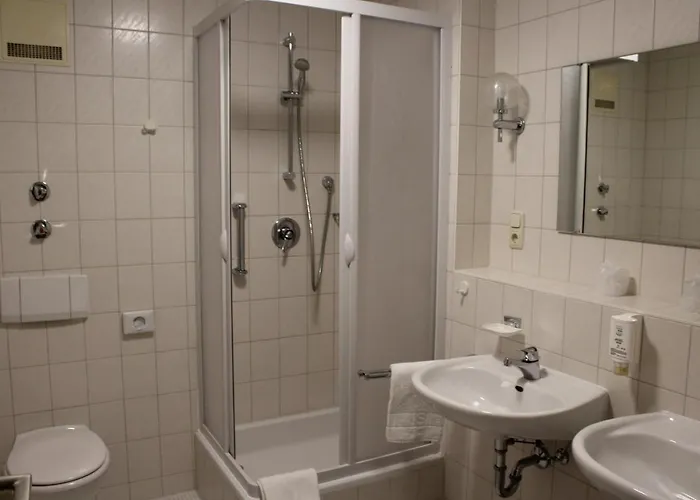 酒店 Europarkhotel International 4*