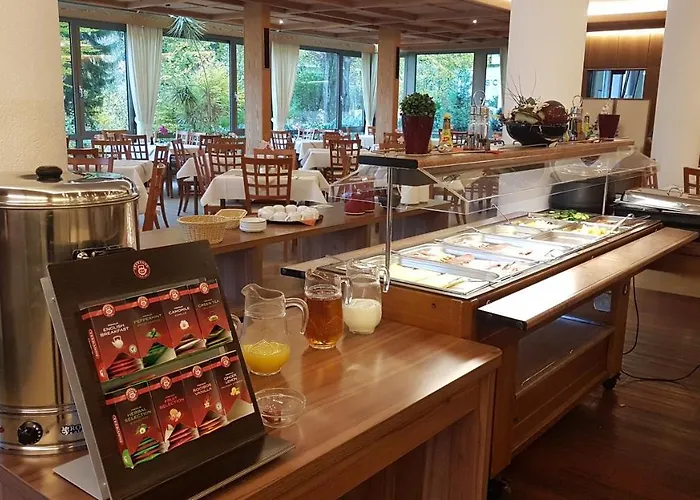 酒店 Europarkhotel International 4*